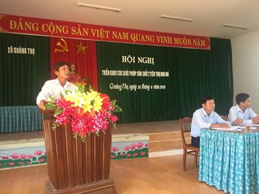 phát biểu trả lời của ông Nguyễn Ngọc Phú - P.GĐ Trung tâm dịch vụ nông nghiệp huyện 
